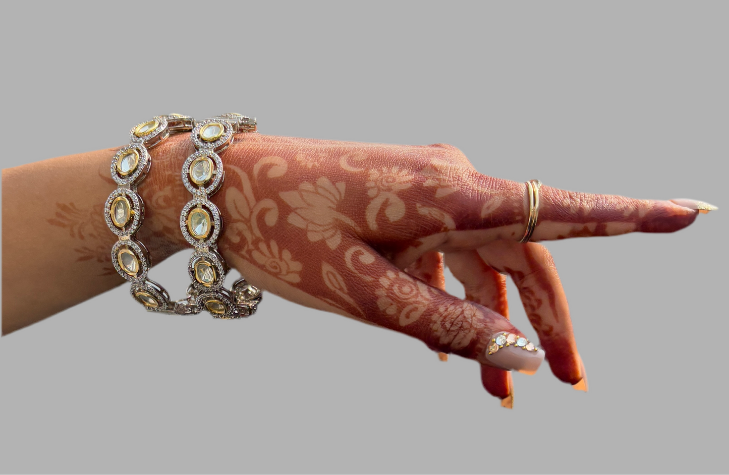 Uncut polki screw bangles