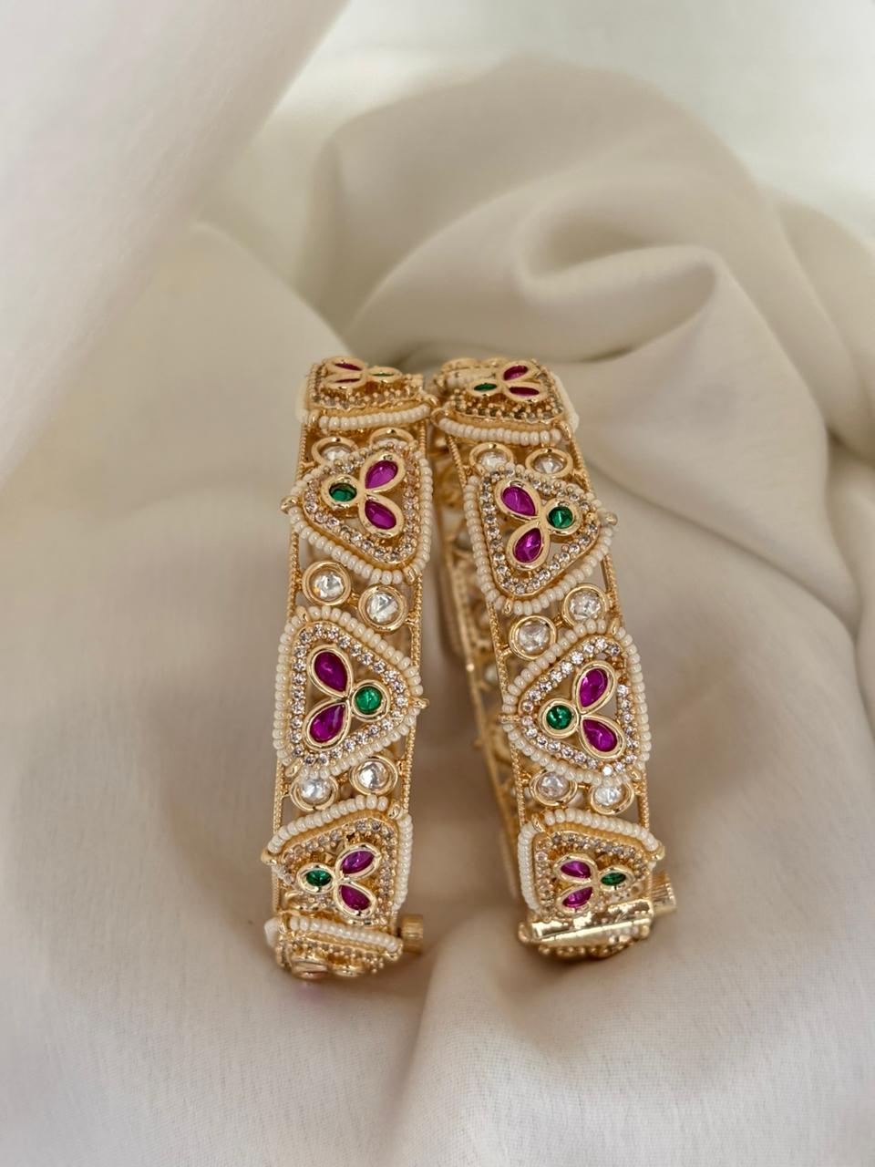 ‘Sati’ exclusive openable bangles