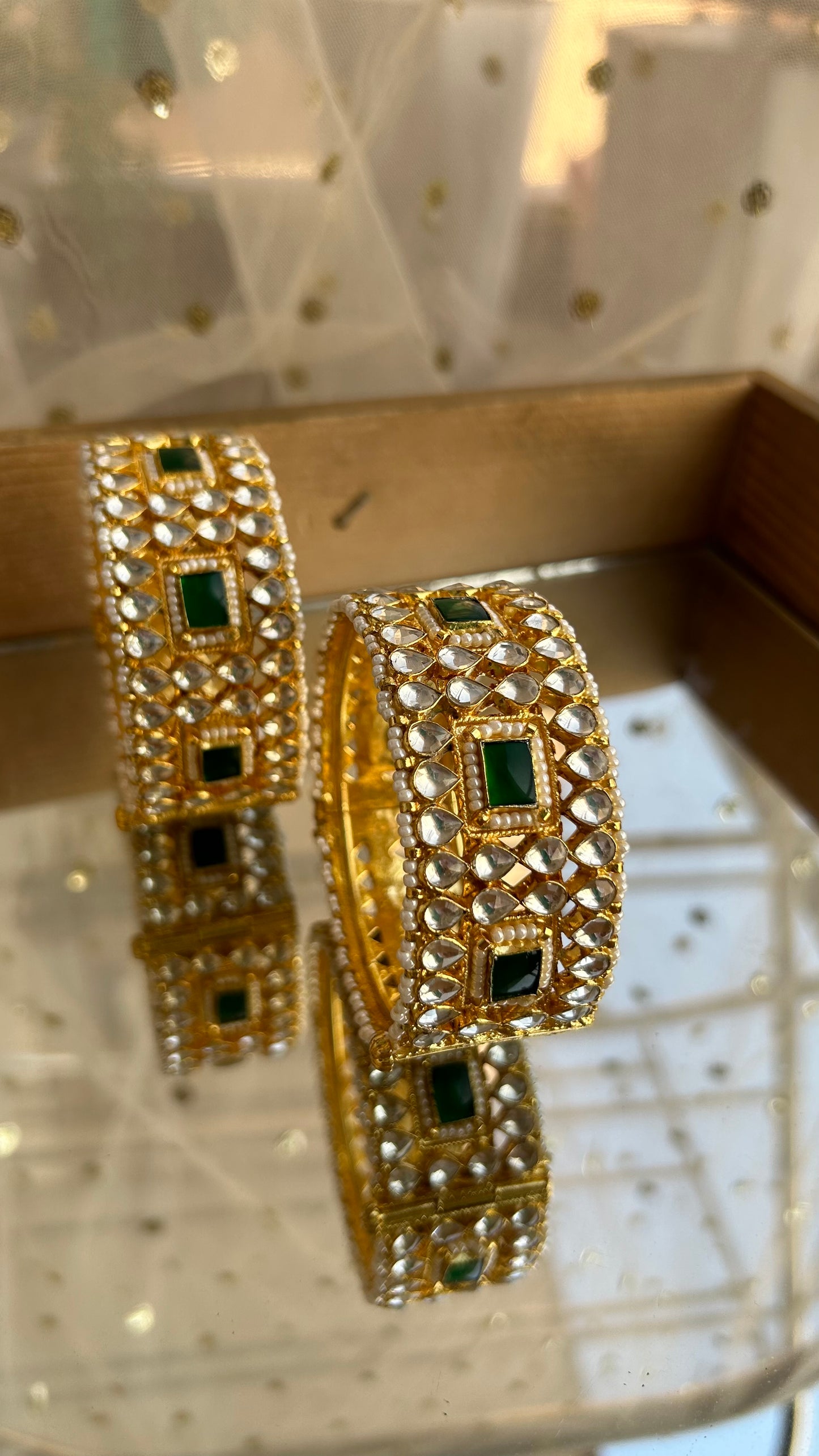 'Riya' Broad Pachi kundan emerald Kadda