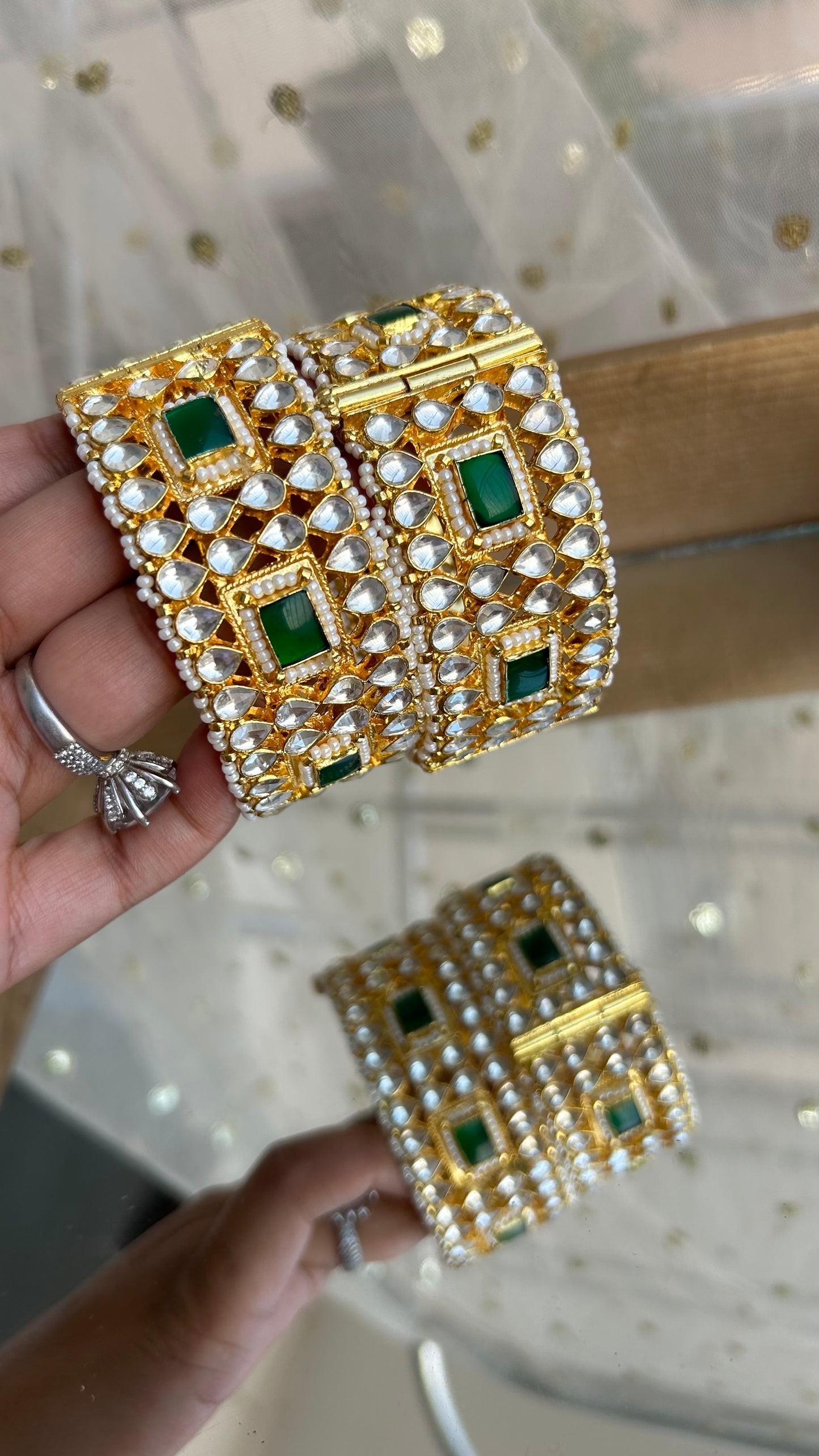 'Riya' Broad Pachi kundan emerald Kadda