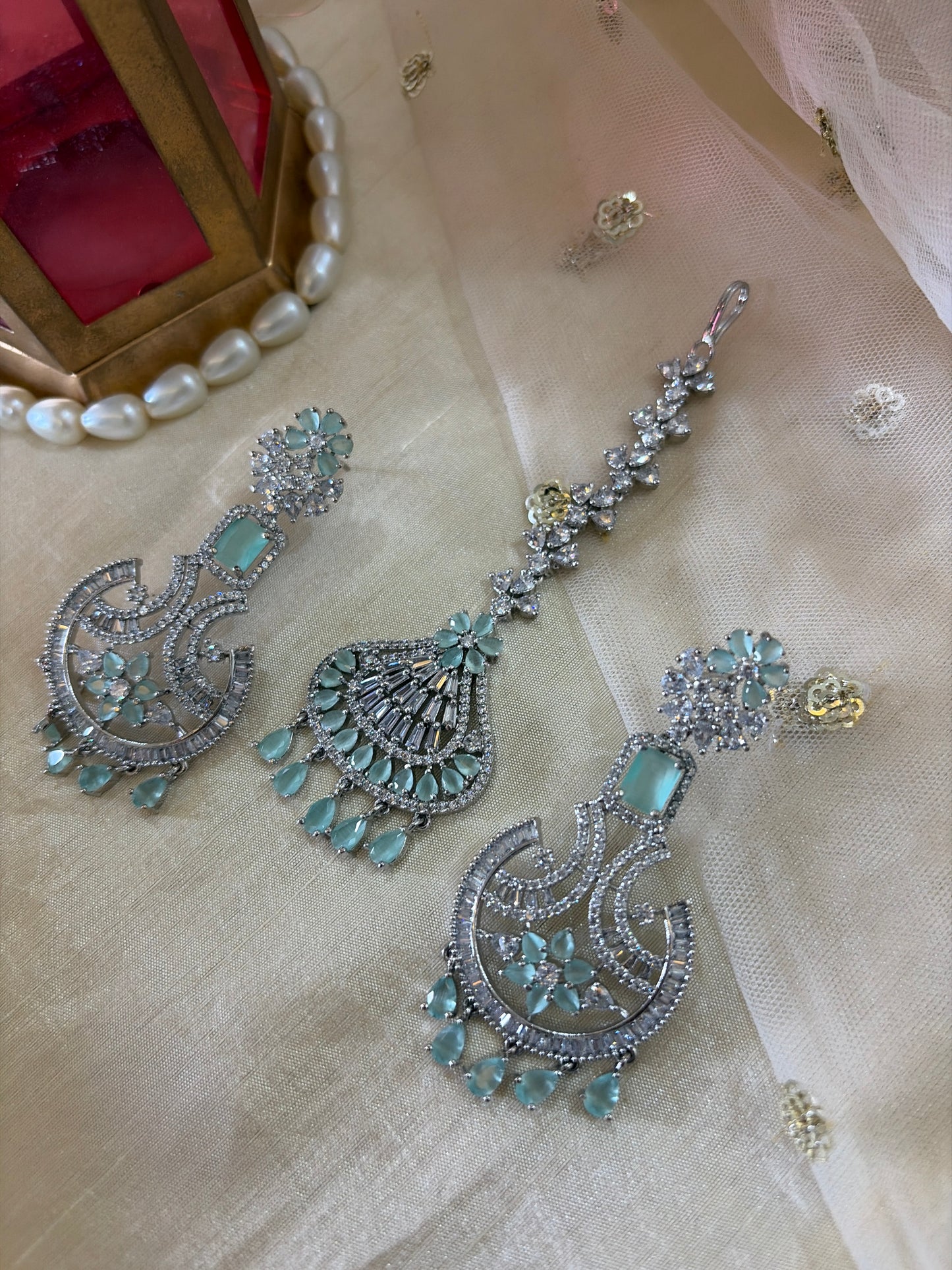 ‘Ruhani’ Earrings, Mangtikka set