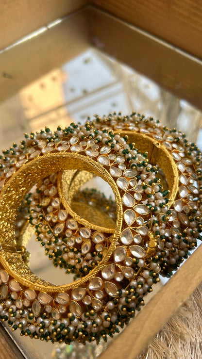 'Nora' Pachi kundan pacheli