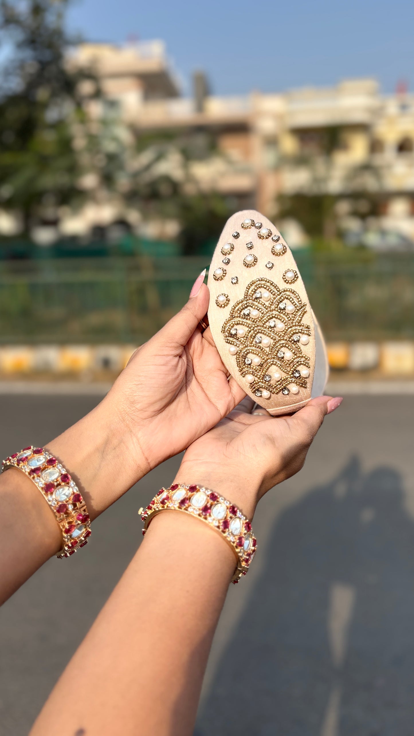 Ivory pearl golden embroidered hairband