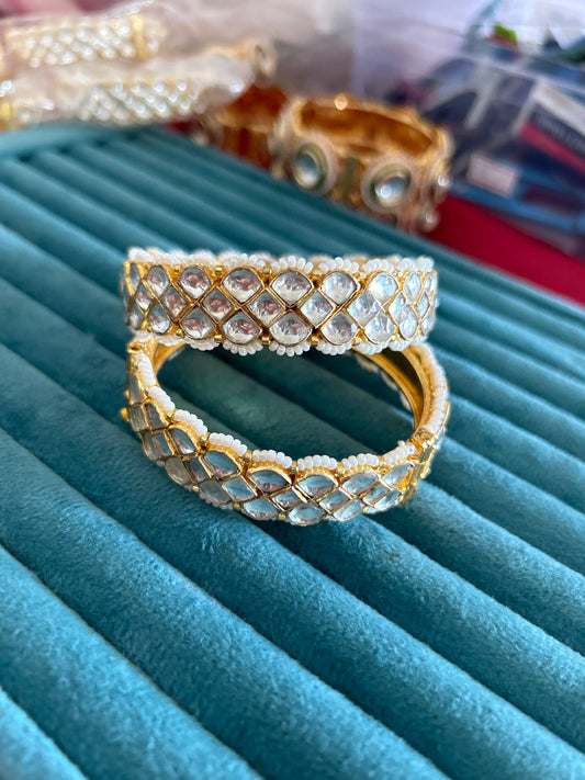 ‘Asha’ Pachi kundan openable bangles
