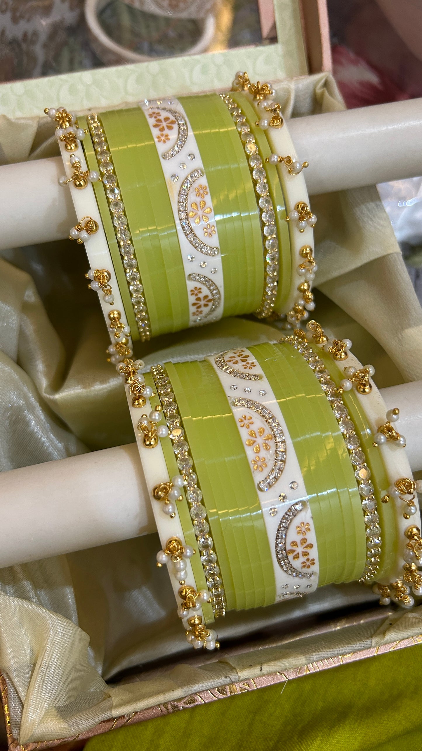 ‘Sunakshi’ Teej special pista Green Chooda