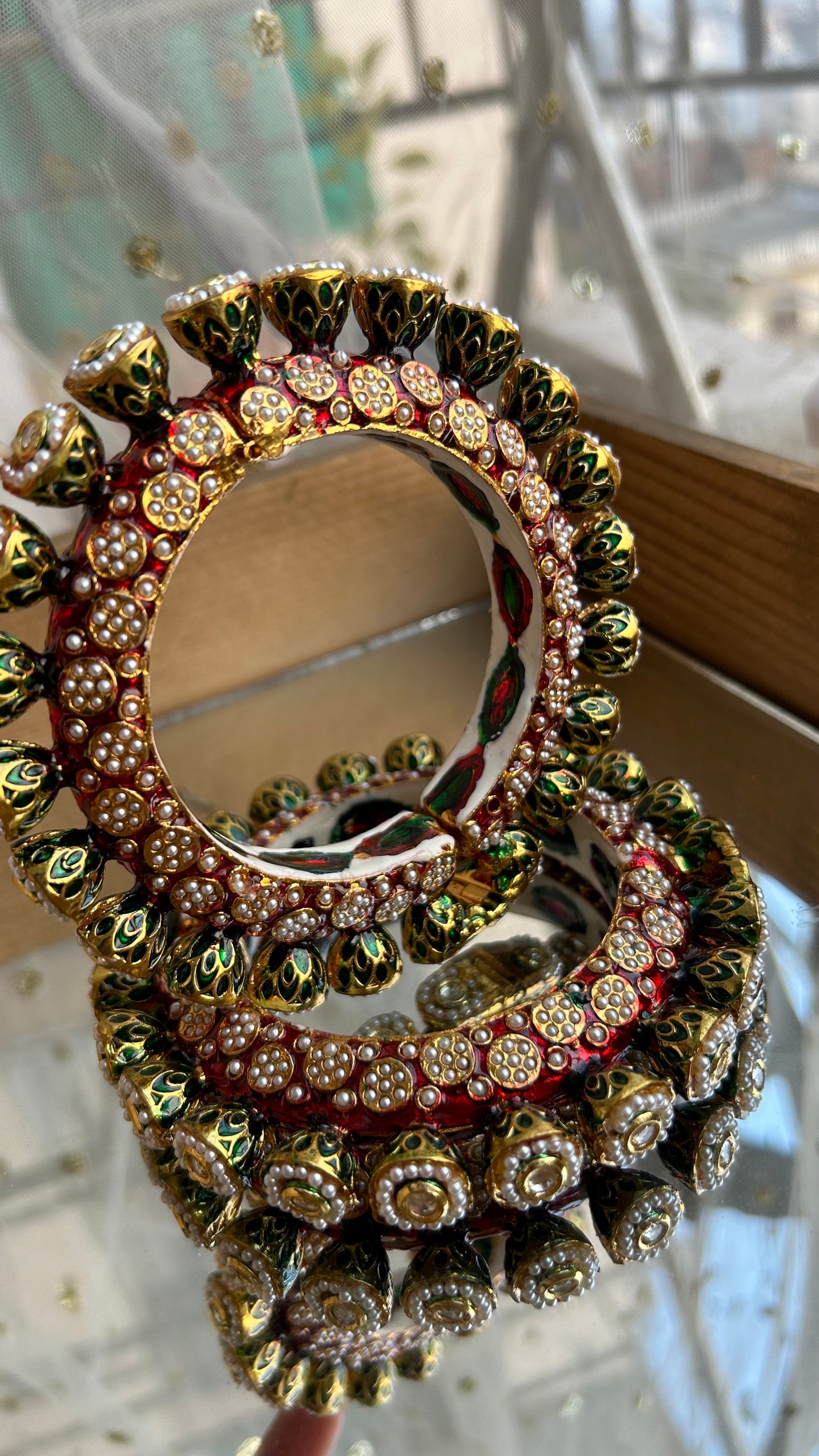 'Karnavati' jaddau bangles / pacheli