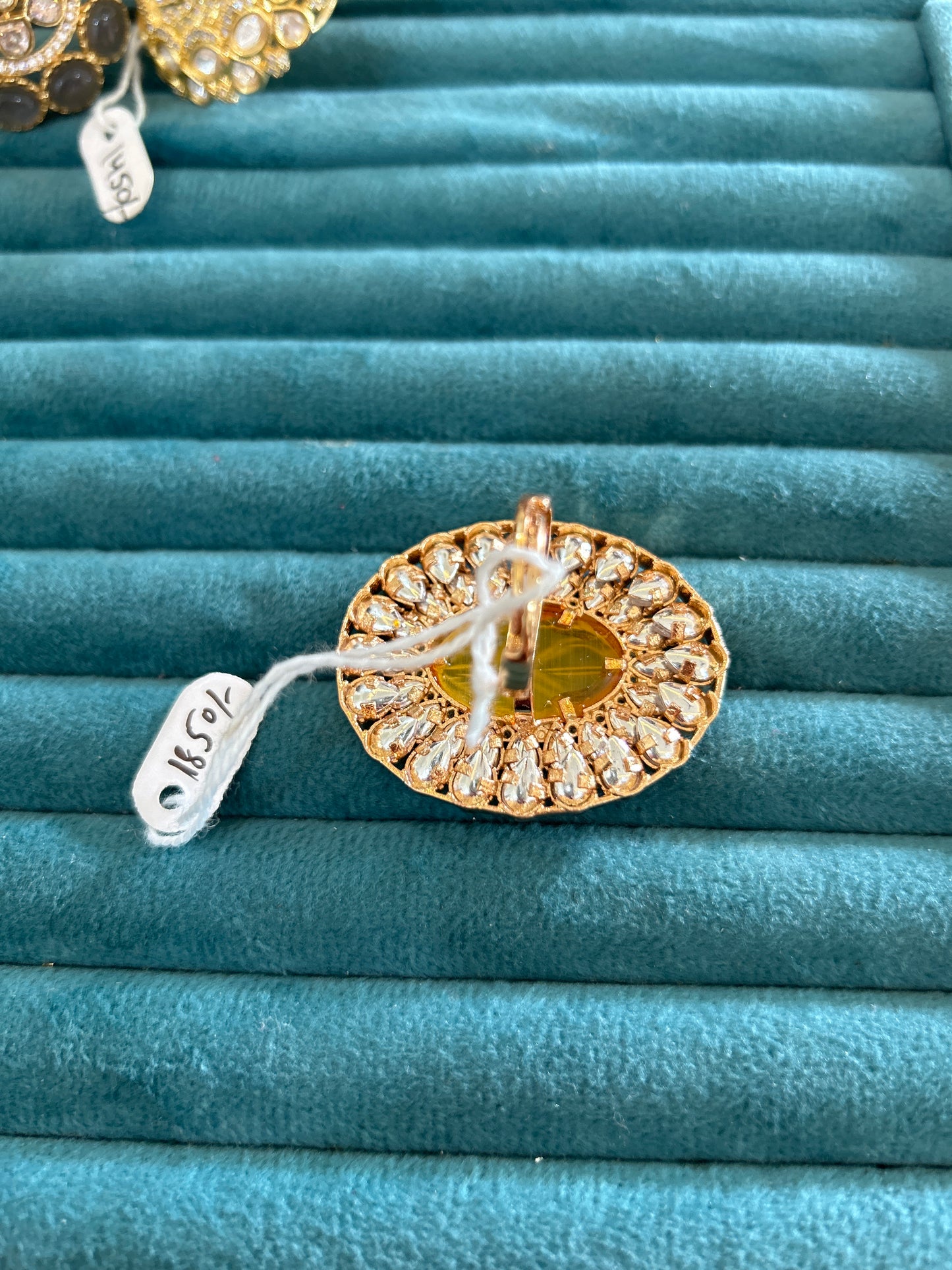 'Mandodri' Oval shape cocktail finger  ring