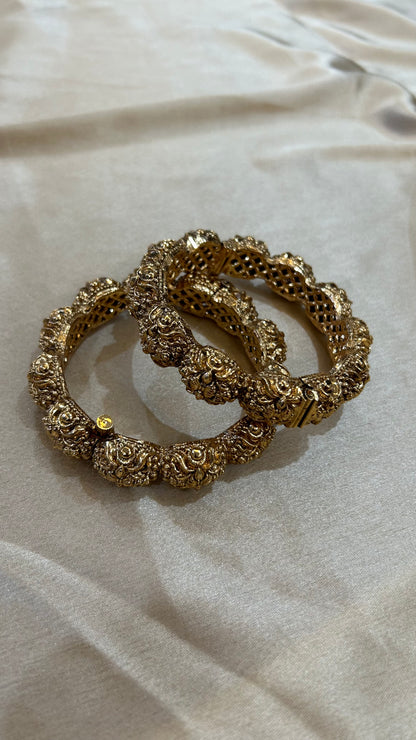 ’Veena’ Gold look openable bangles