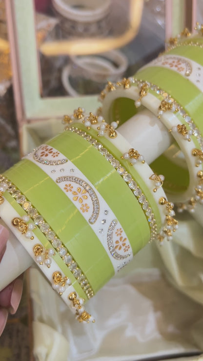 ‘Sunakshi’ Teej special pista Green Chooda