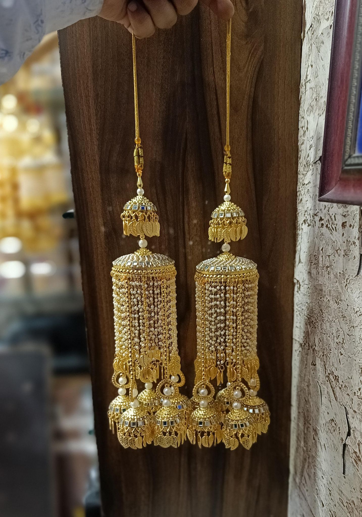 Kundan pearl kaleera