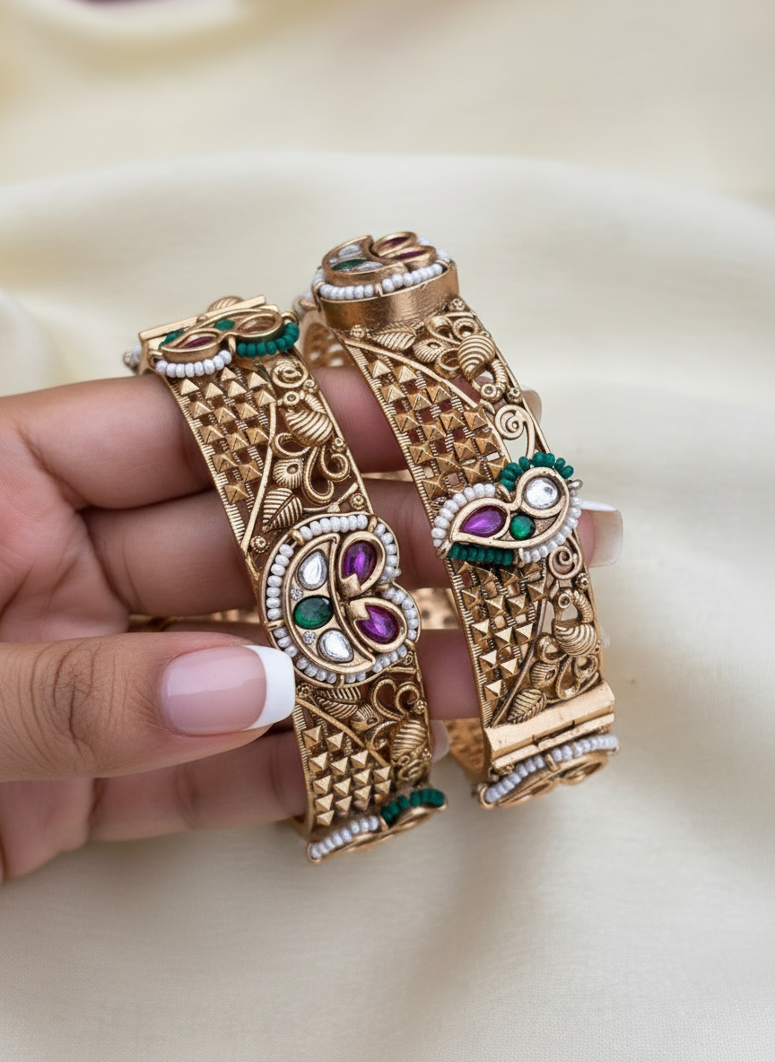 'Yamini' Rajwadi openable bangles