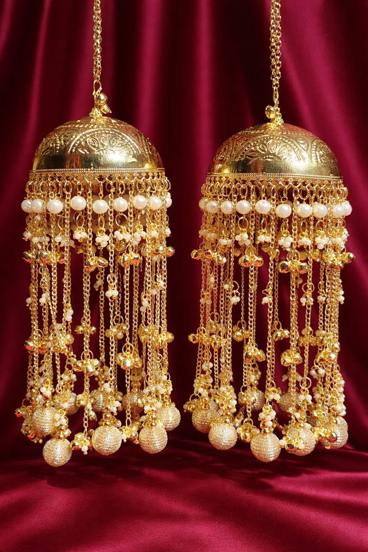 'chhavi' golden balls short kaleera