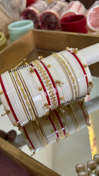 'khilkhili' chura cum bangels set